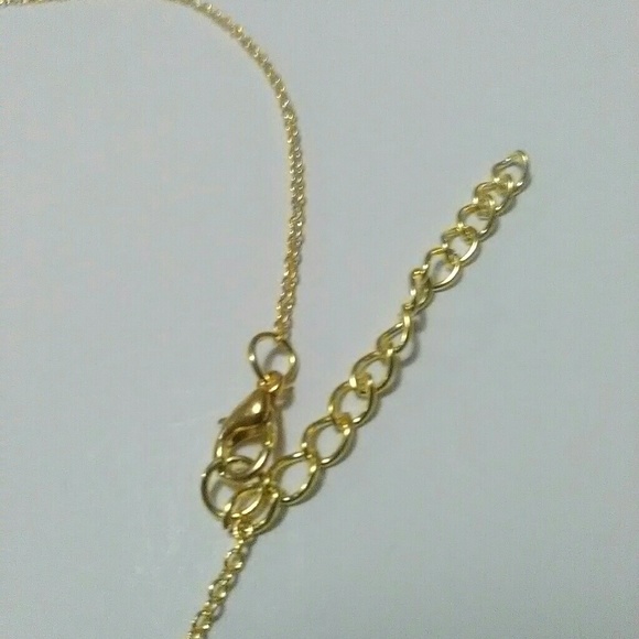 Exceptional Gold Plated Red Charm Beauty Necklace - Picture 3 of 4